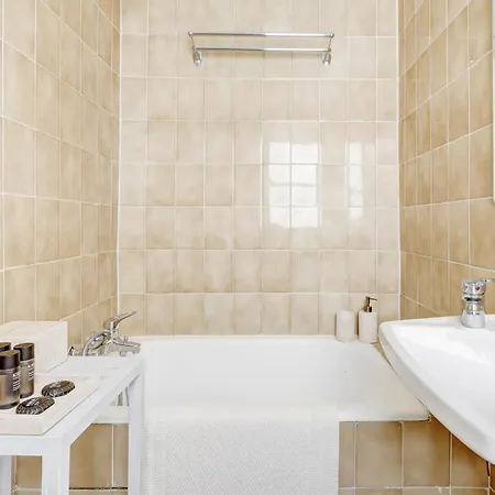 Apartment Cosy Au Coeur De Saint-germain-des-pres