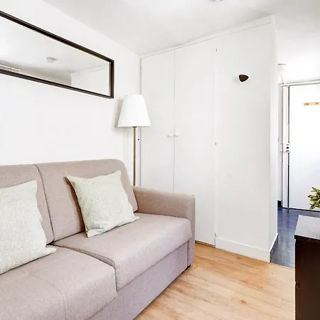 Cosy Au Coeur De Saint-germain-des-pres Paris